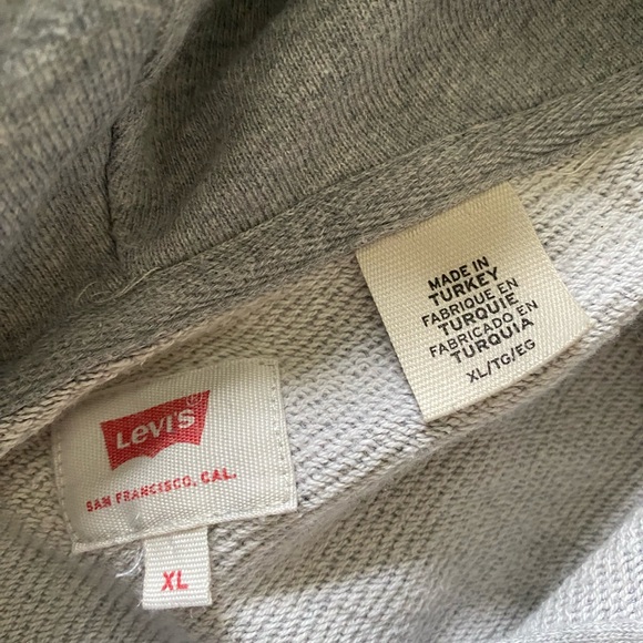 Levi’s Hoodie - Picture 4 of 4